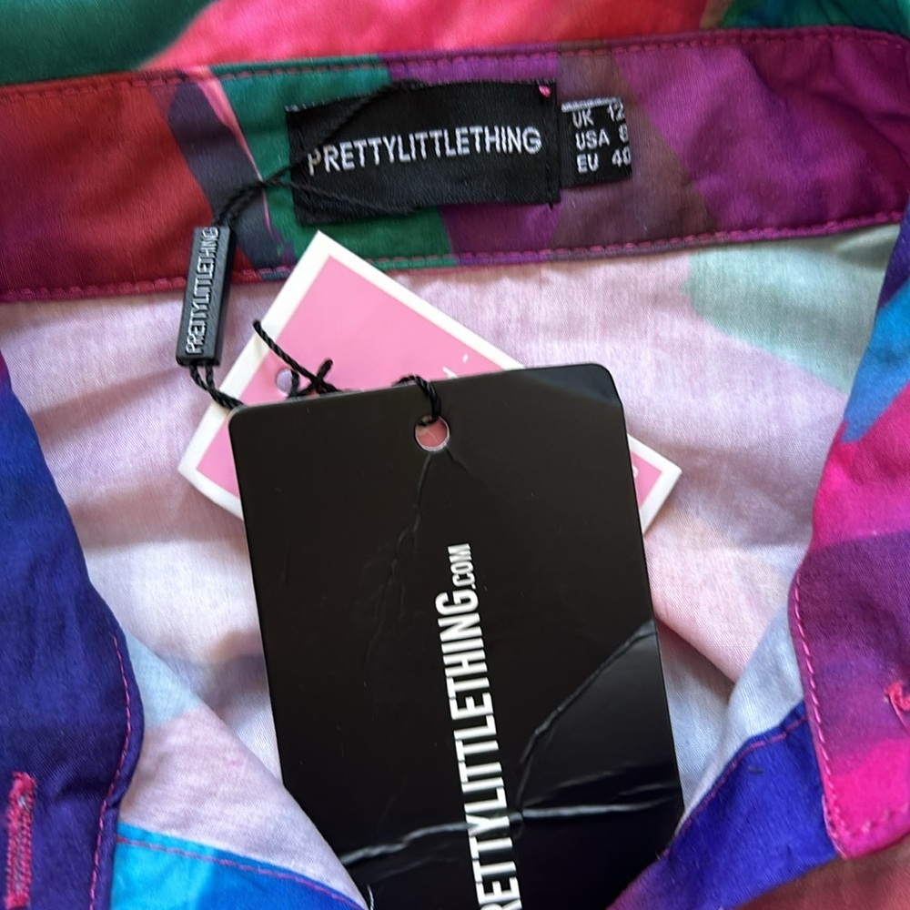 PrettyLittleThing Red and Pink Casual Button Down Shirt - Picture 3 of 3